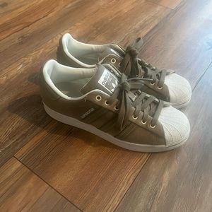 Adidas superstar
